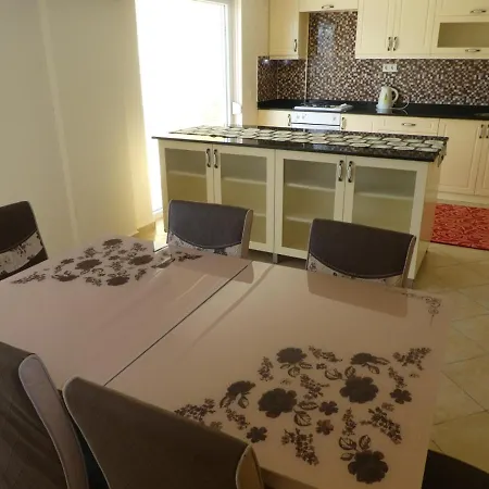 Nazar 2 فيلة