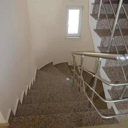 Nazar Vılla 2